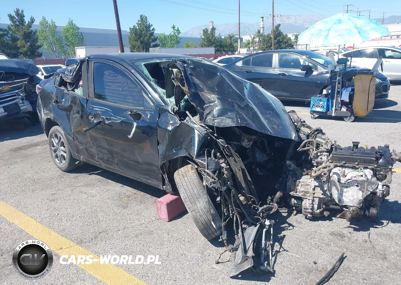 2019 Toyota Yaris Le
