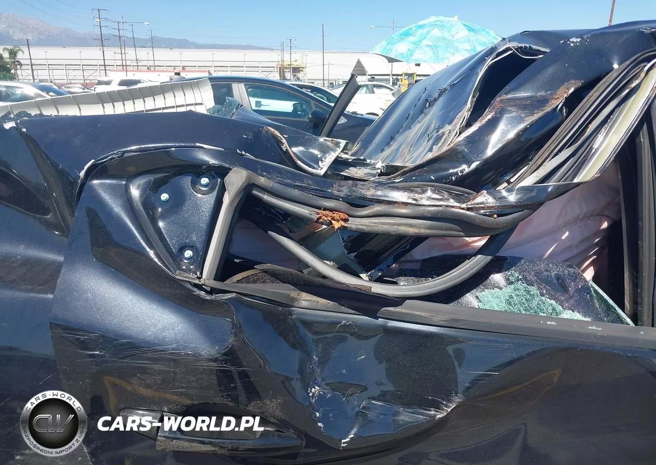 2019 Toyota Yaris Le VIN:3MYDLBYV8KY525340 - 8