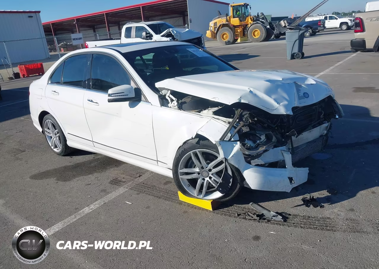 2013 Mercedes-Benz C 250 Sport