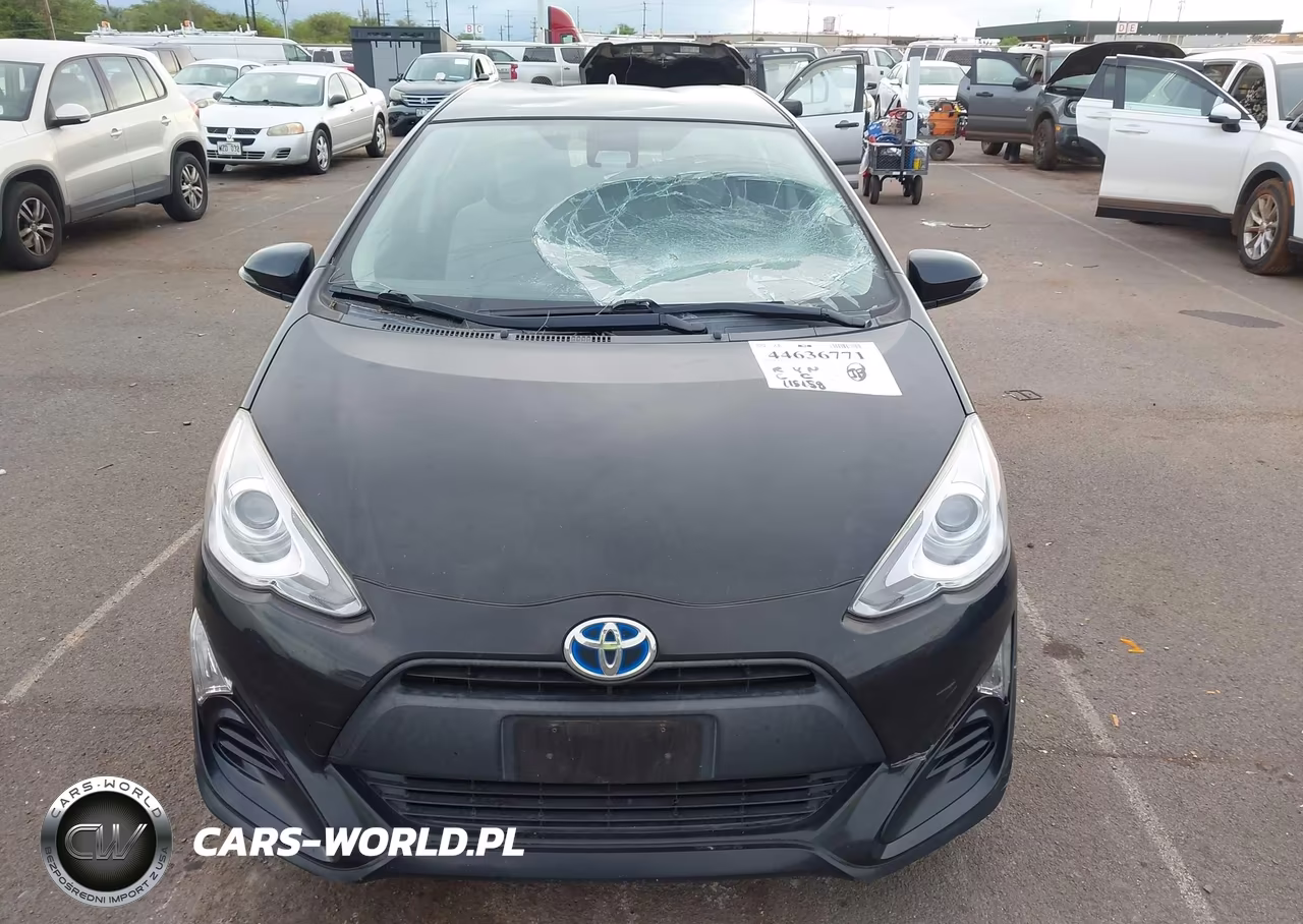2017 Toyota Prius C One VIN:JTDKDTB33H1598435 - 12