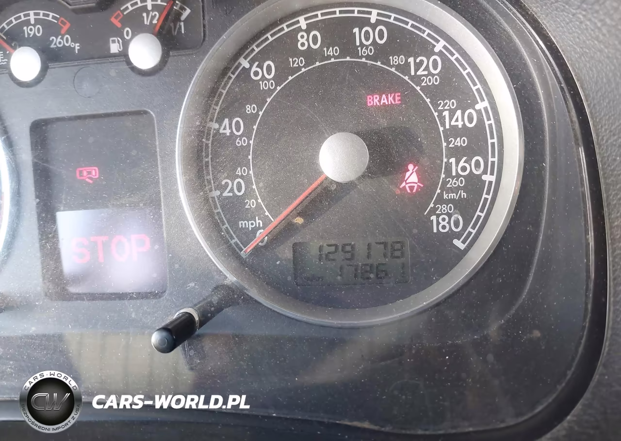 2004 Volkswagen R32 3.2L VIN:WVWKG61J94D133532 - 16