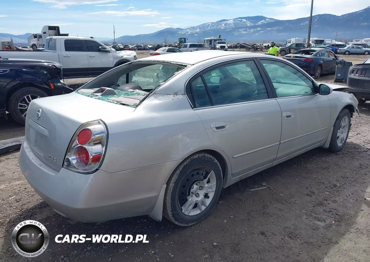 2005 Nissan Altima 2.5 S VIN:1N4AL11D15N497076 - 4