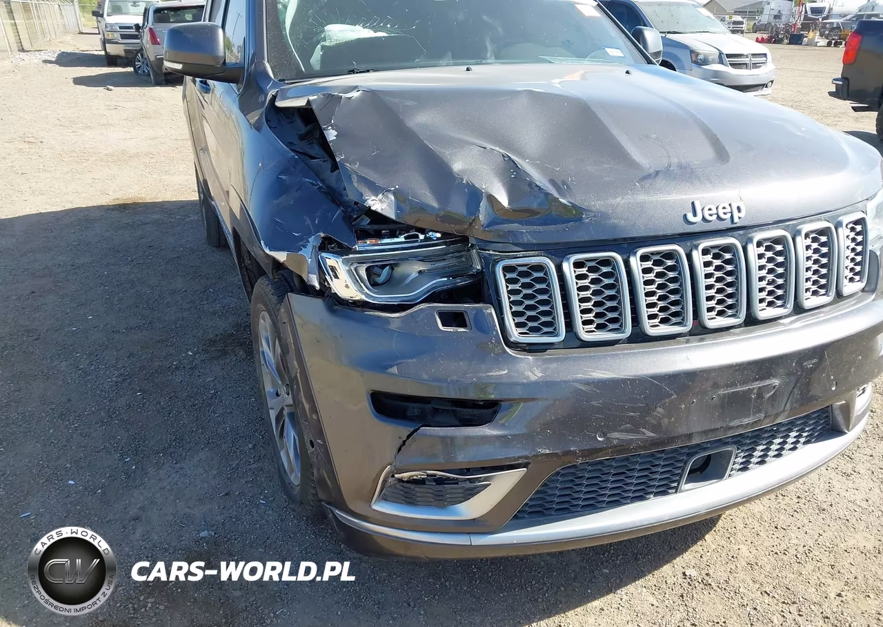 2019 Jeep Grand Cherokee Summit 4X4 VIN:1C4RJFJG8KC768071 - 6