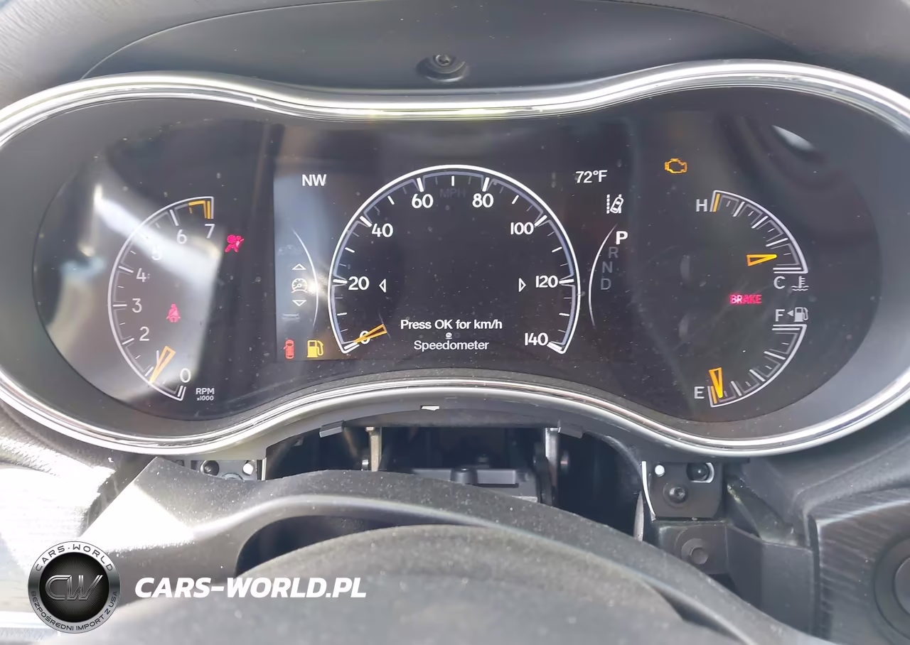 2019 Jeep Grand Cherokee Summit 4X4 VIN:1C4RJFJG8KC768071 - 7