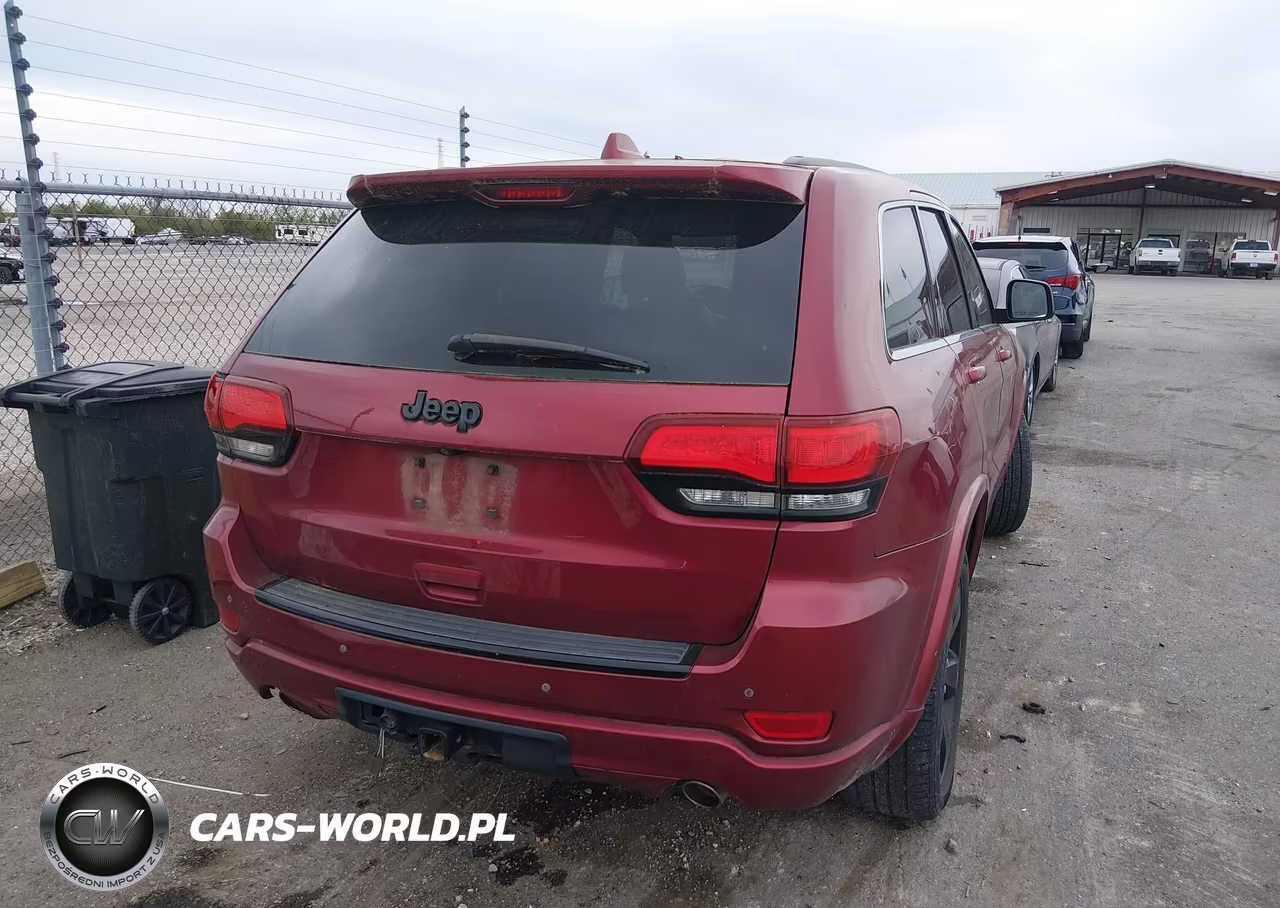 2015 Jeep Grand Cherokee Altitude VIN:1C4RJEAG5FC137052 - 4