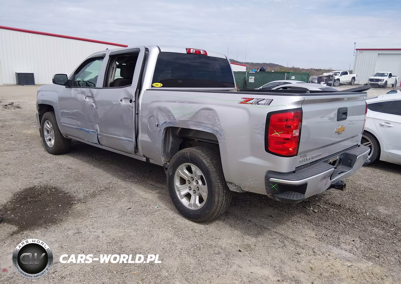 2018 Chevrolet Silverado 1500 2Lt VIN:3GCUKRECXJG603005 - 3