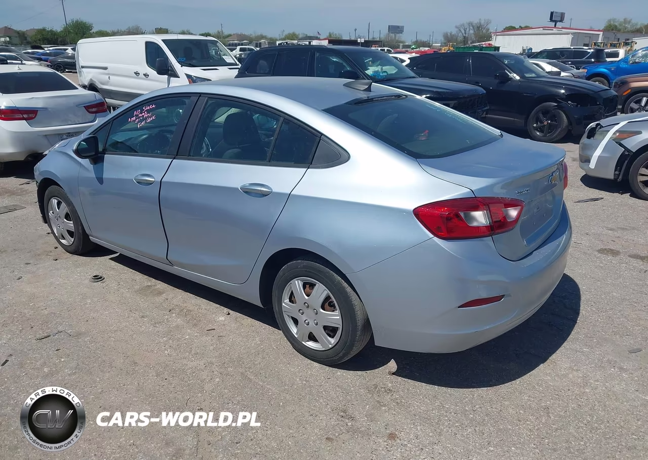 2018 Chevrolet Cruze Ls Auto VIN:1G1BC5SM0J7143156 - 3