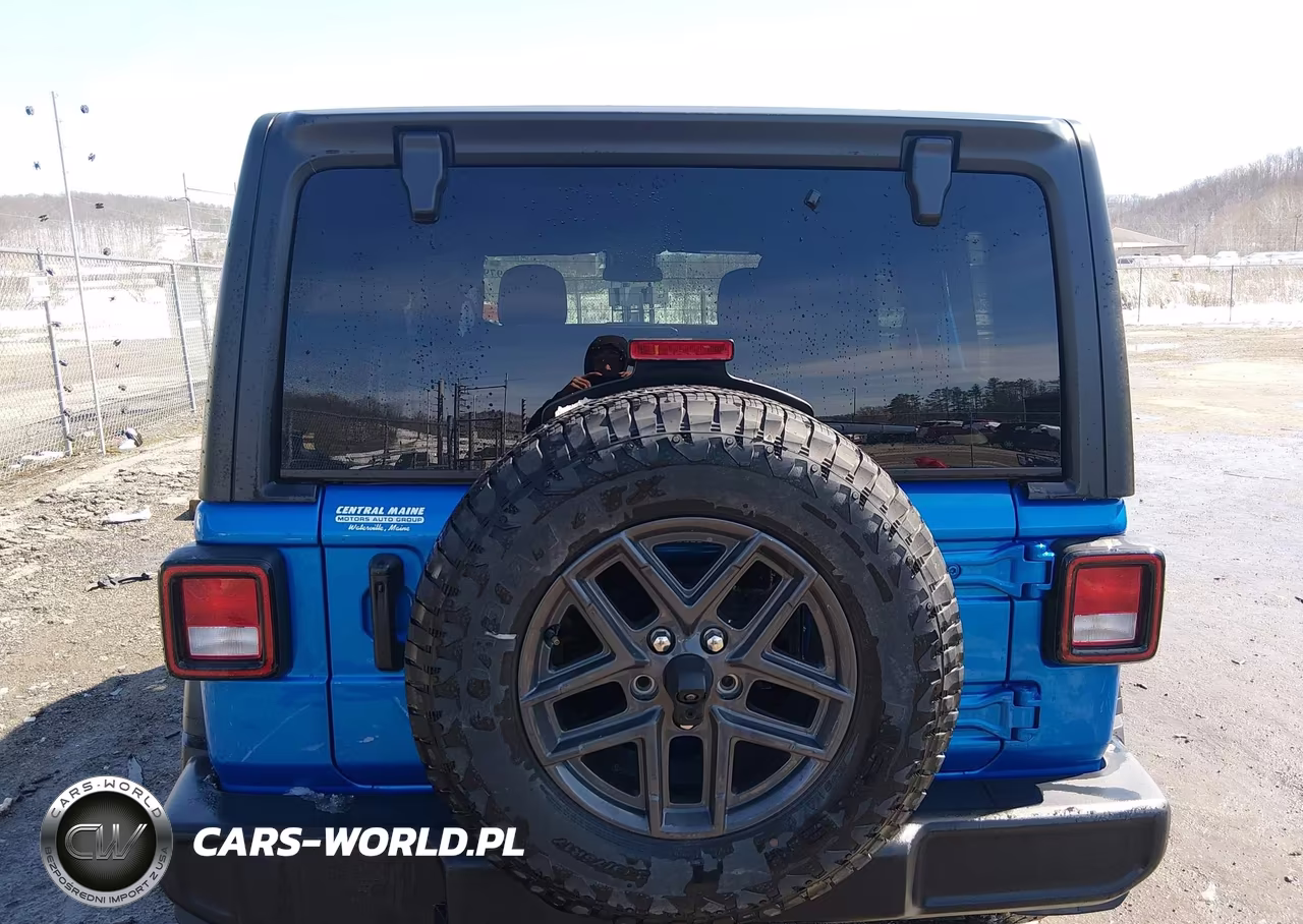 2024 Jeep Wrangler 4-Door Sport S 4X4 VIN:1C4PJXDN1RW103027 - 16