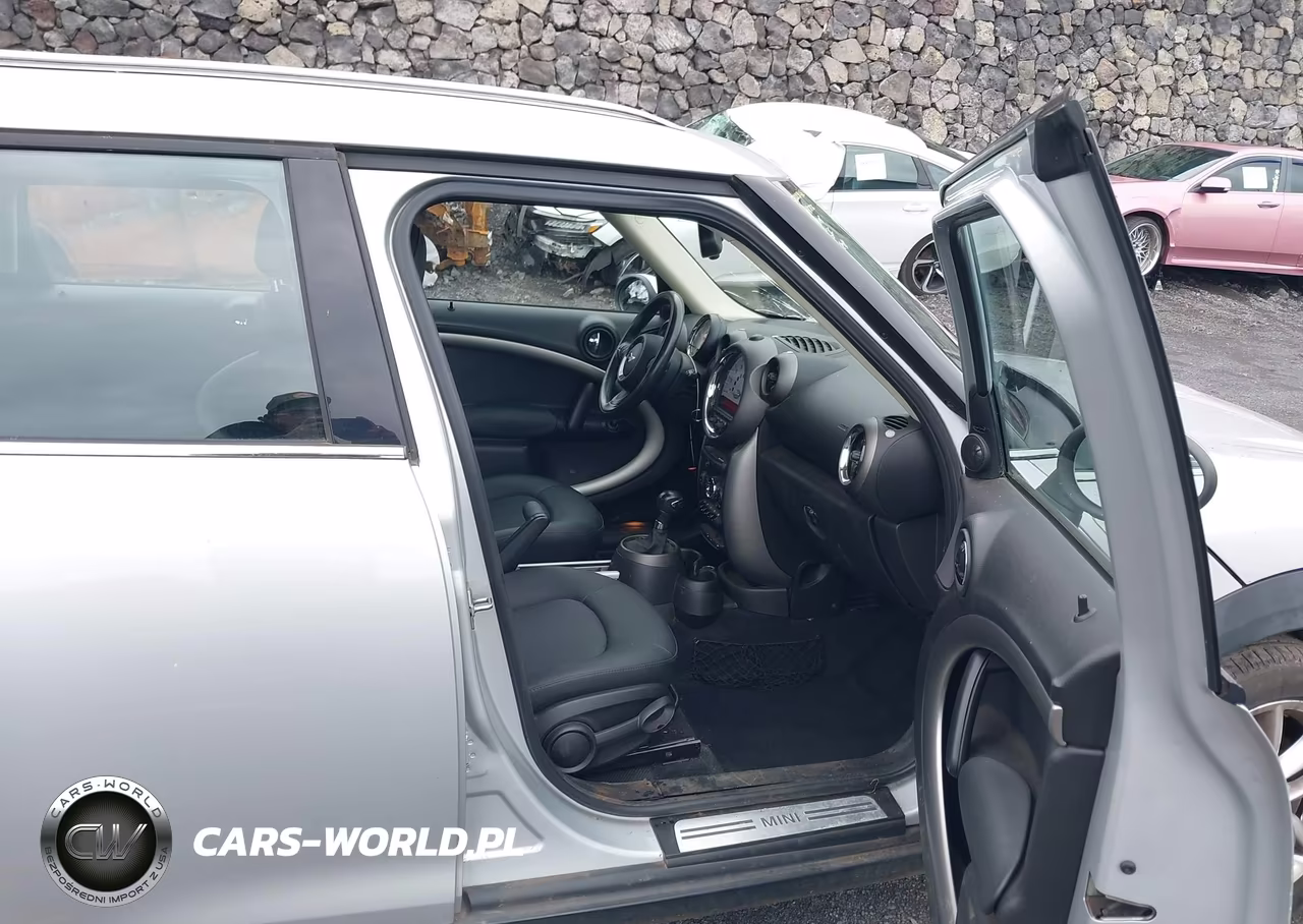 2011 Mini Cooper Countryman VIN:WMWZB3C54BWH94530 - 5