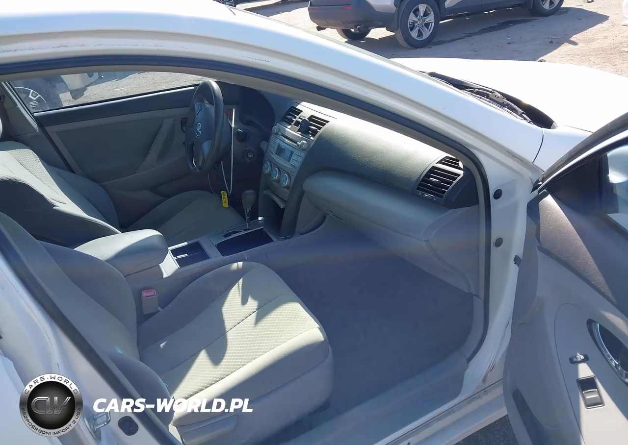 2009 Toyota Camry Le VIN:4T1BE46K49U912464 - 5