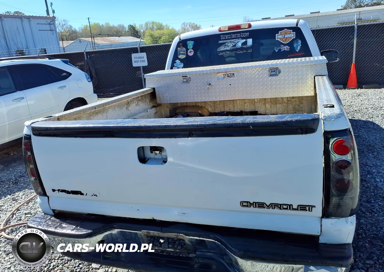 2002 Chevrolet Silverado 1500 Ls VIN:1GCEK19T02E284934 - 16