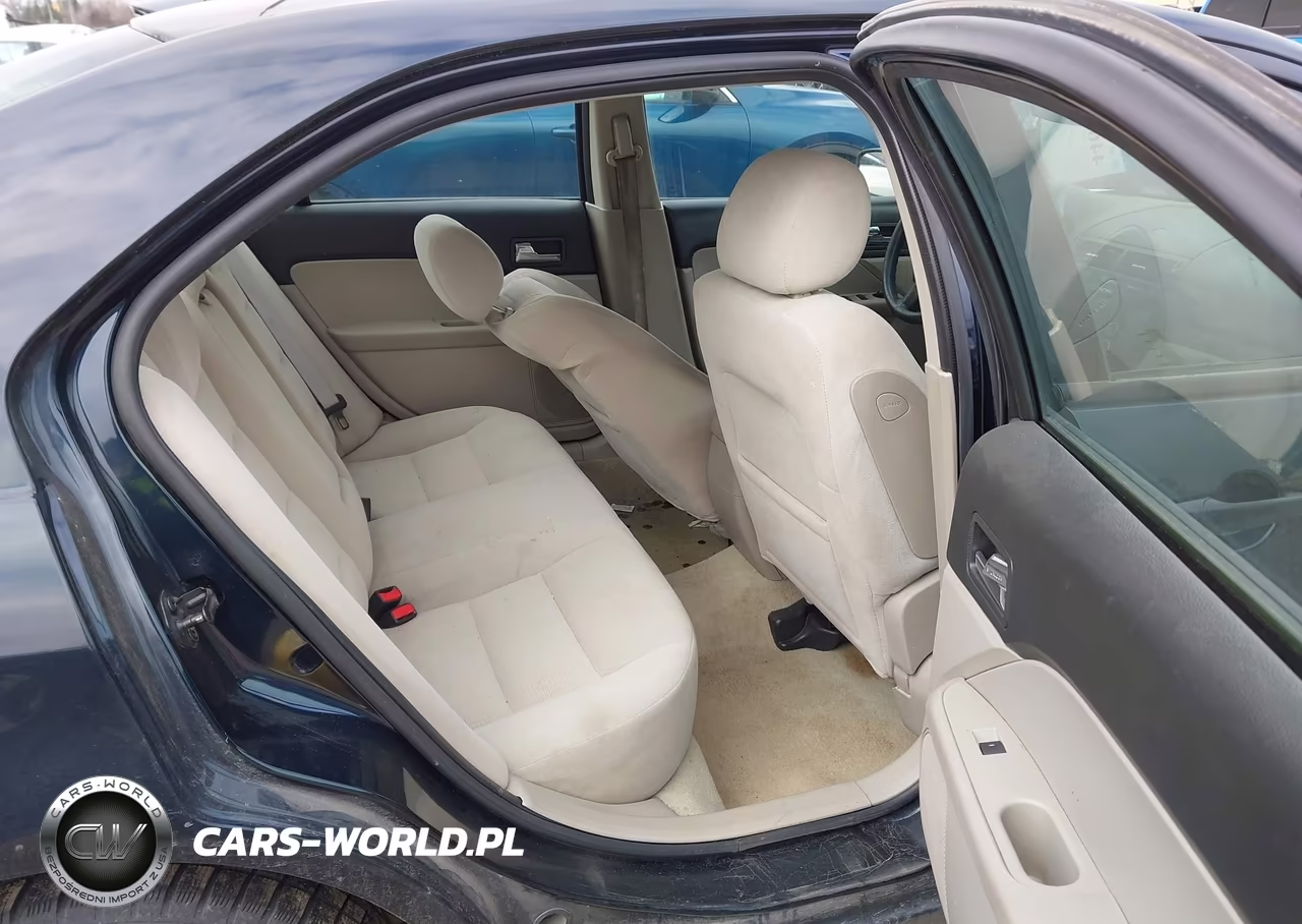2008 Ford Fusion Se VIN:3FAHP07ZX8R186599 - 8