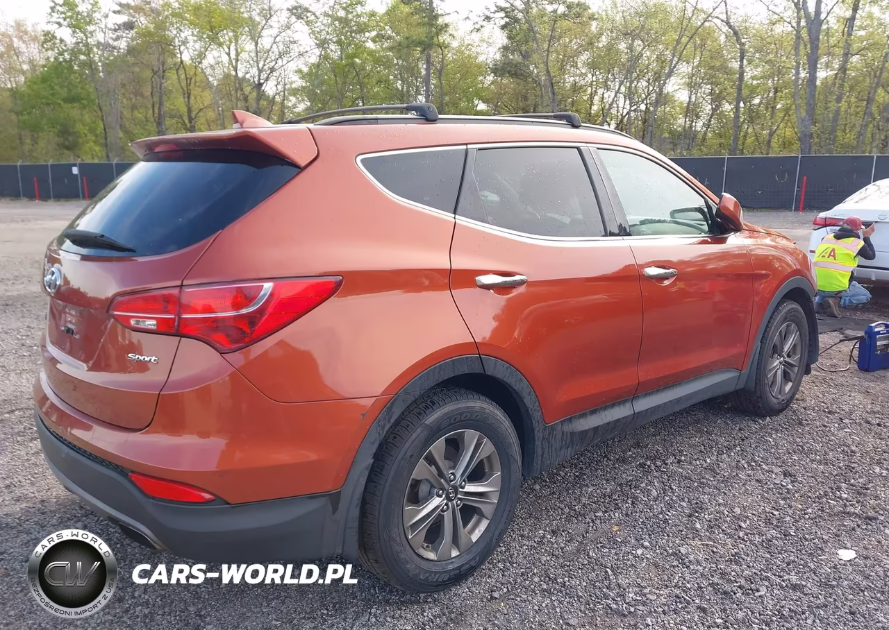 2016 Hyundai Santa Fe Sport 2.4L VIN:5XYZU3LBXGG366420 - 4