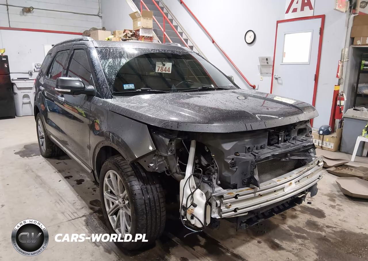 2017 Ford Explorer Limited VIN:1FM5K8F8XHGC92069 - 6