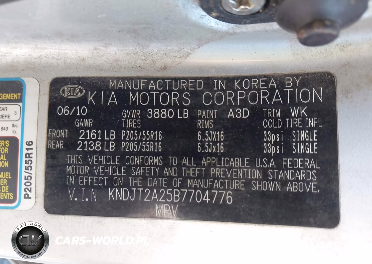 2011 Kia Soul + VIN:KNDJT2A25B7704776 - 9