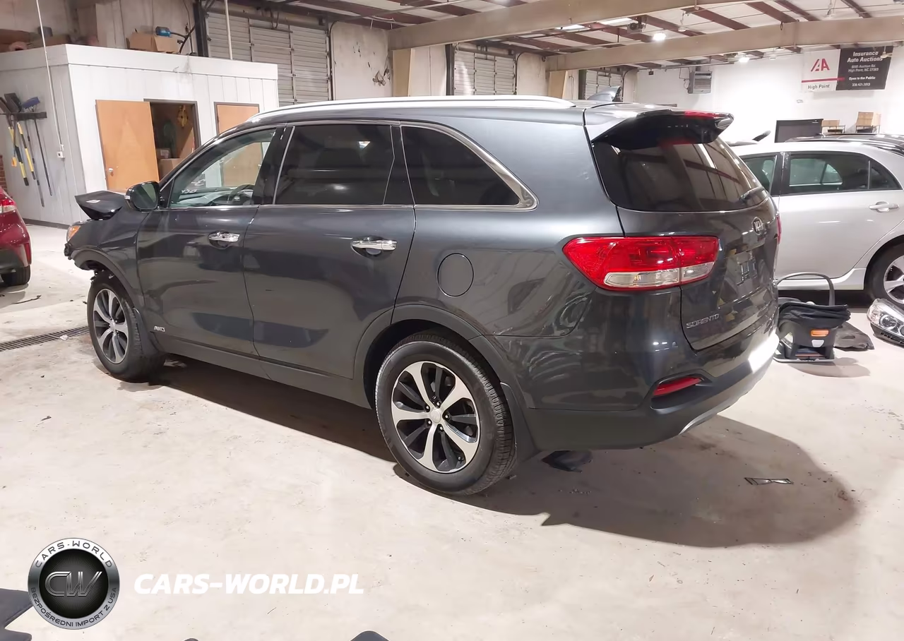 2016 Kia Sorento 2.0T Ex VIN:5XYPHDA12GG173285 - 3