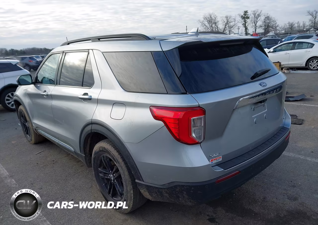 2020 Ford Explorer Xlt VIN:1FMSK8DH4LGA09177 - 3