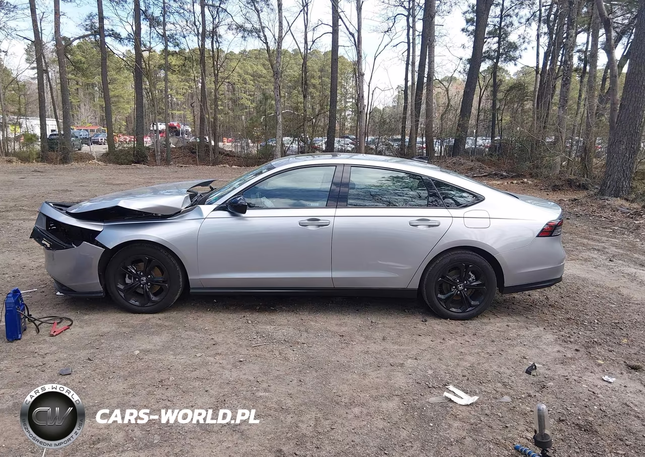 2025 Honda Accord Se VIN:1HGCY1F40SA059912 - 14