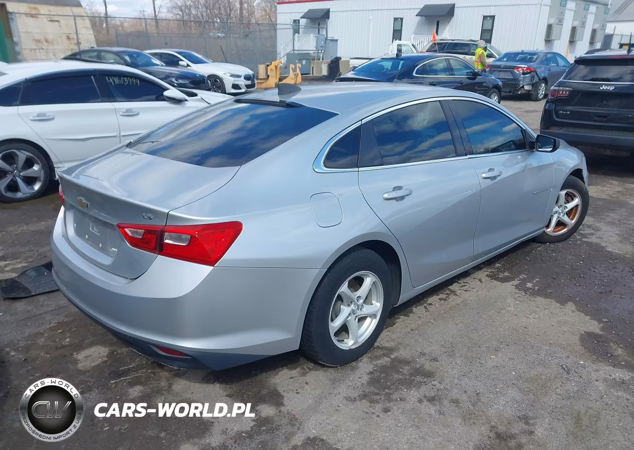 2016 Chevrolet Malibu Ls VIN:1G1ZB5ST2GF278565 - 4