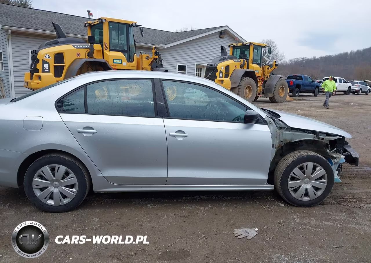 2011 Volkswagen Jetta 2.0L S VIN:3VW2K7AJ1BM118963 - 14