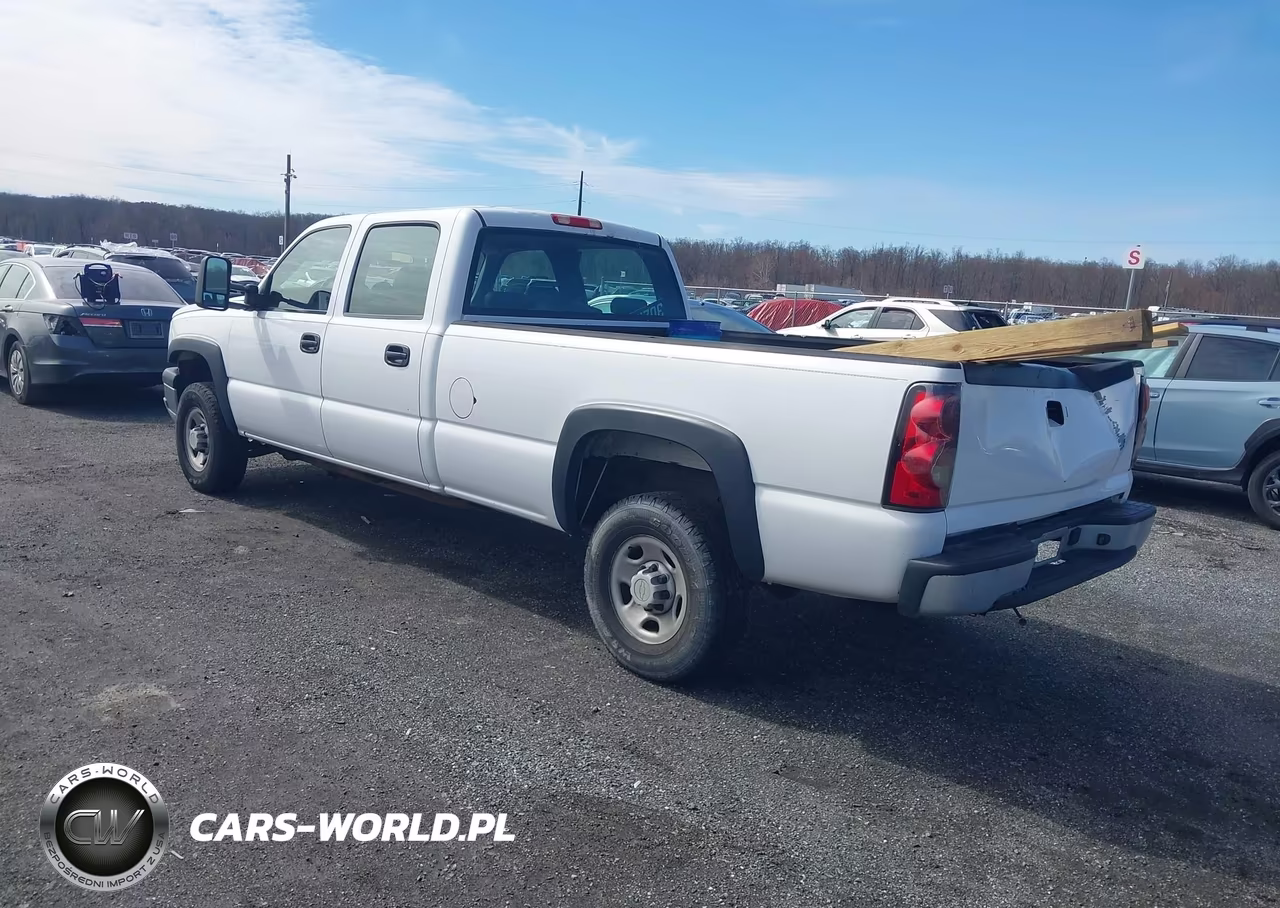 2007 Chevrolet Silverado 2500Hd Classic Work Truck VIN:1GCHC23U27F111435 - 3