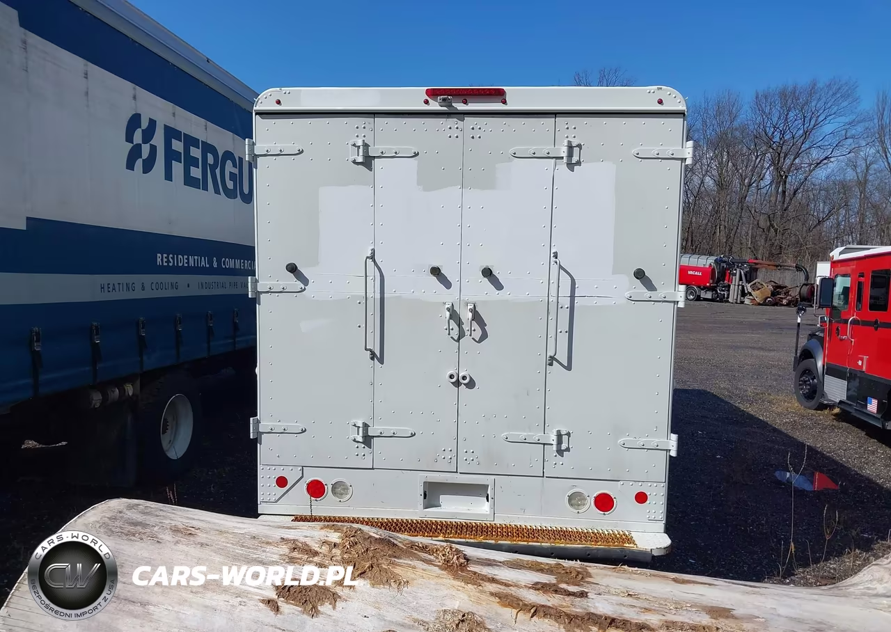 2022 Ford F-59 Commercial Stripped VIN:1F65F5KN3N0A10672 - 14