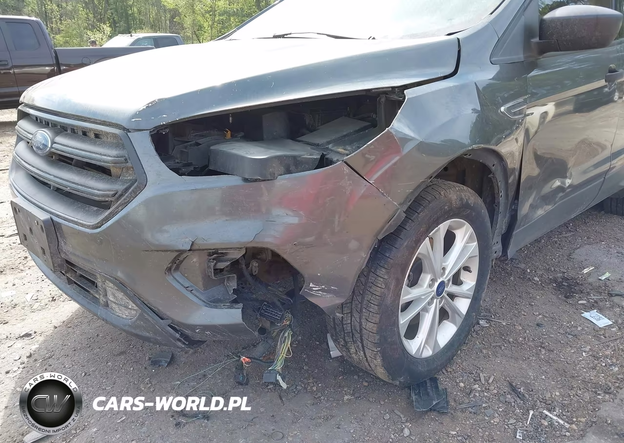 2017 Ford Escape S VIN:1FMCU0F7XHUB02282 - 13