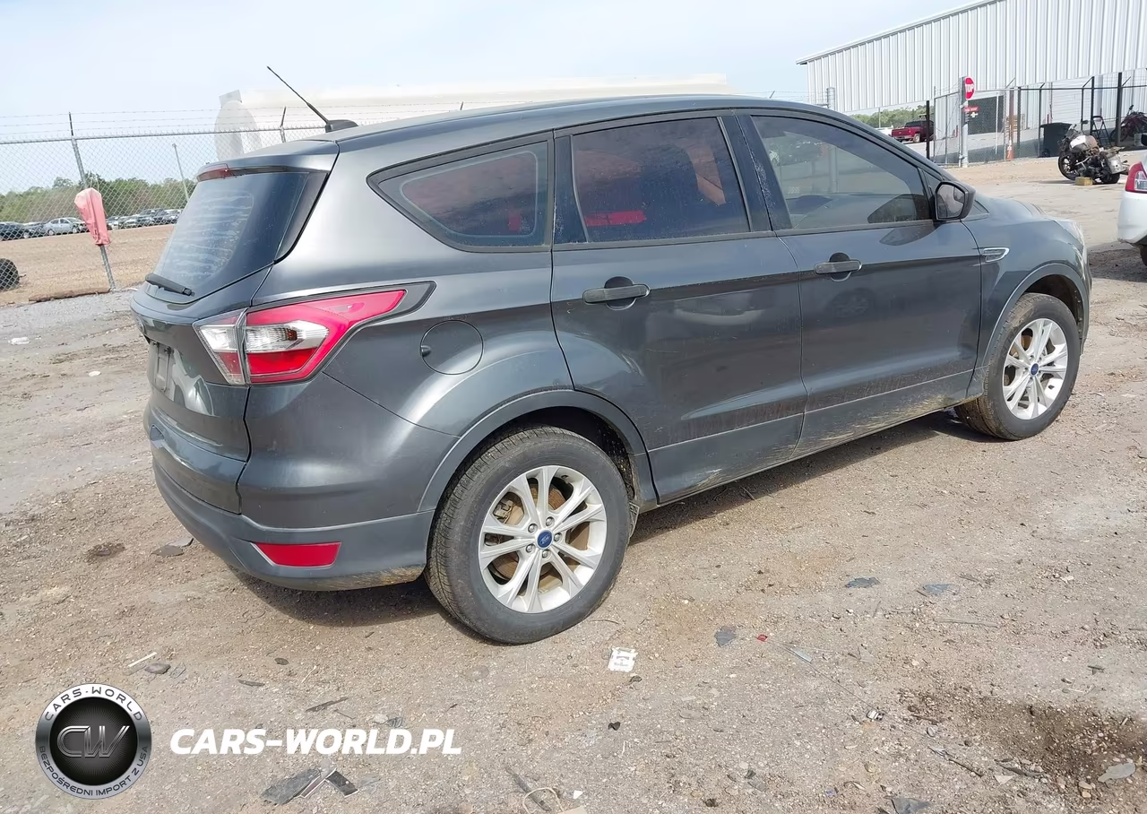 2017 Ford Escape S VIN:1FMCU0F7XHUB02282 - 4