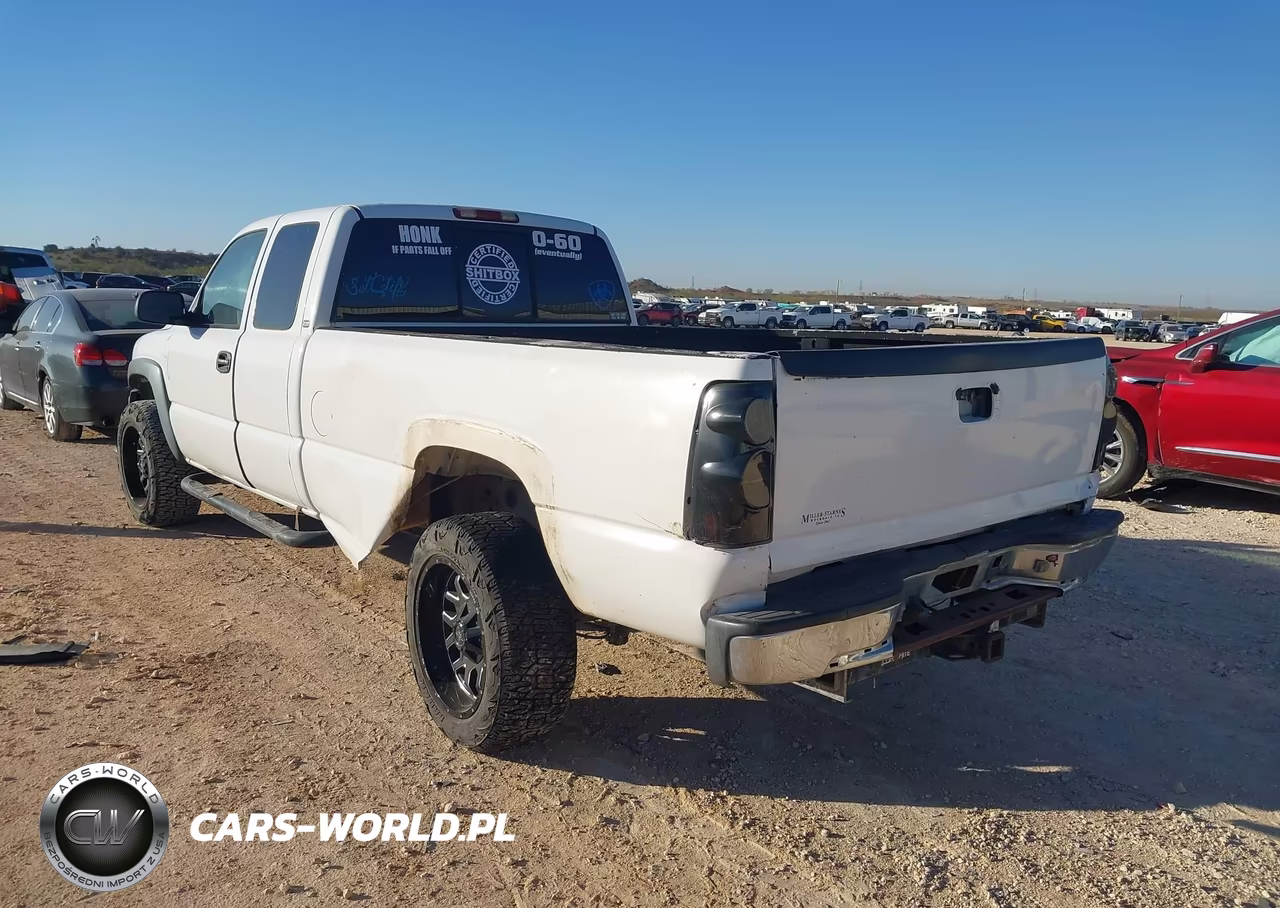 2001 Chevrolet Silverado 2500Hd VIN:1GCHC29U51E125558 - 3