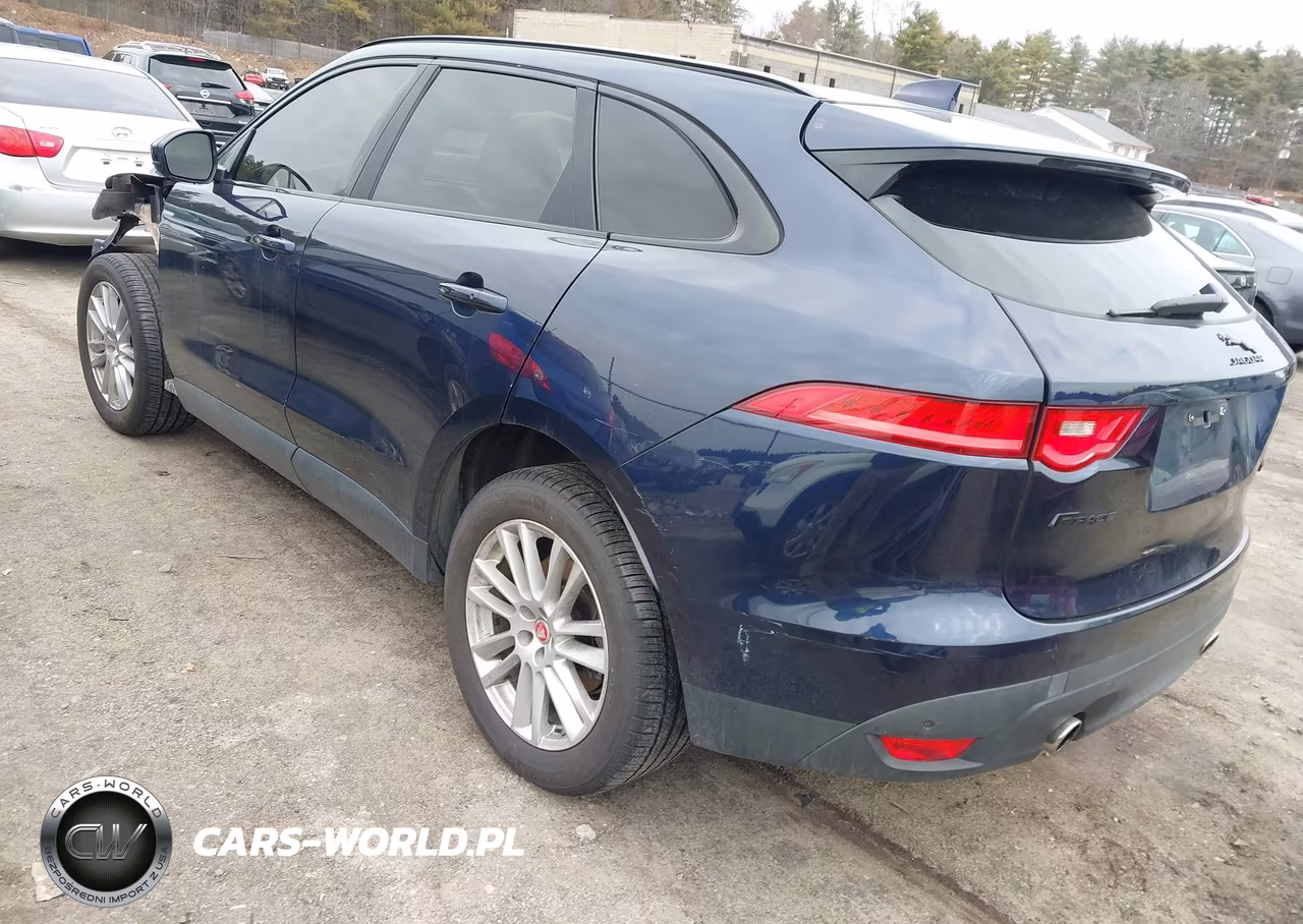 2017 Jaguar F-Pace 35T Prestige VIN:SADCK2BV2HA497154 - 3