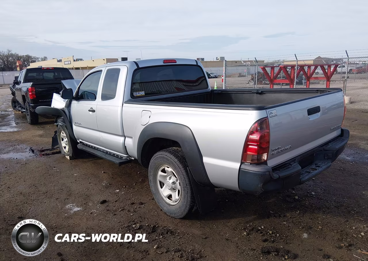 2013 Toyota Tacoma Prerunner VIN:5TFTX4GNXDX015815 - 3