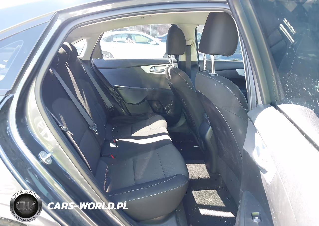 2024 Kia Forte Lxs VIN:3KPF24AD0RE744988 - 8