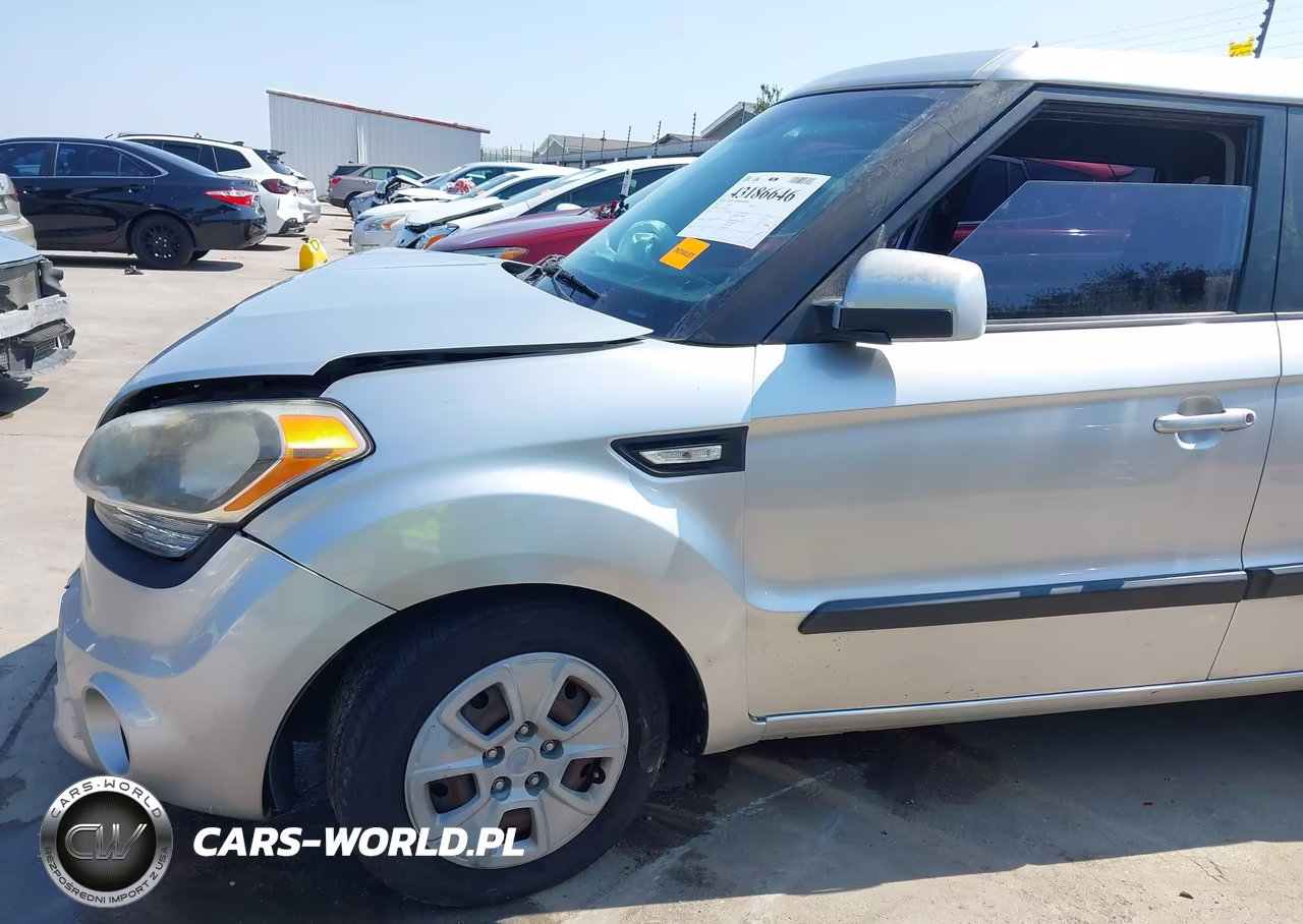 2012 Kia Soul VIN:KNDJT2A50C7467125 - 18