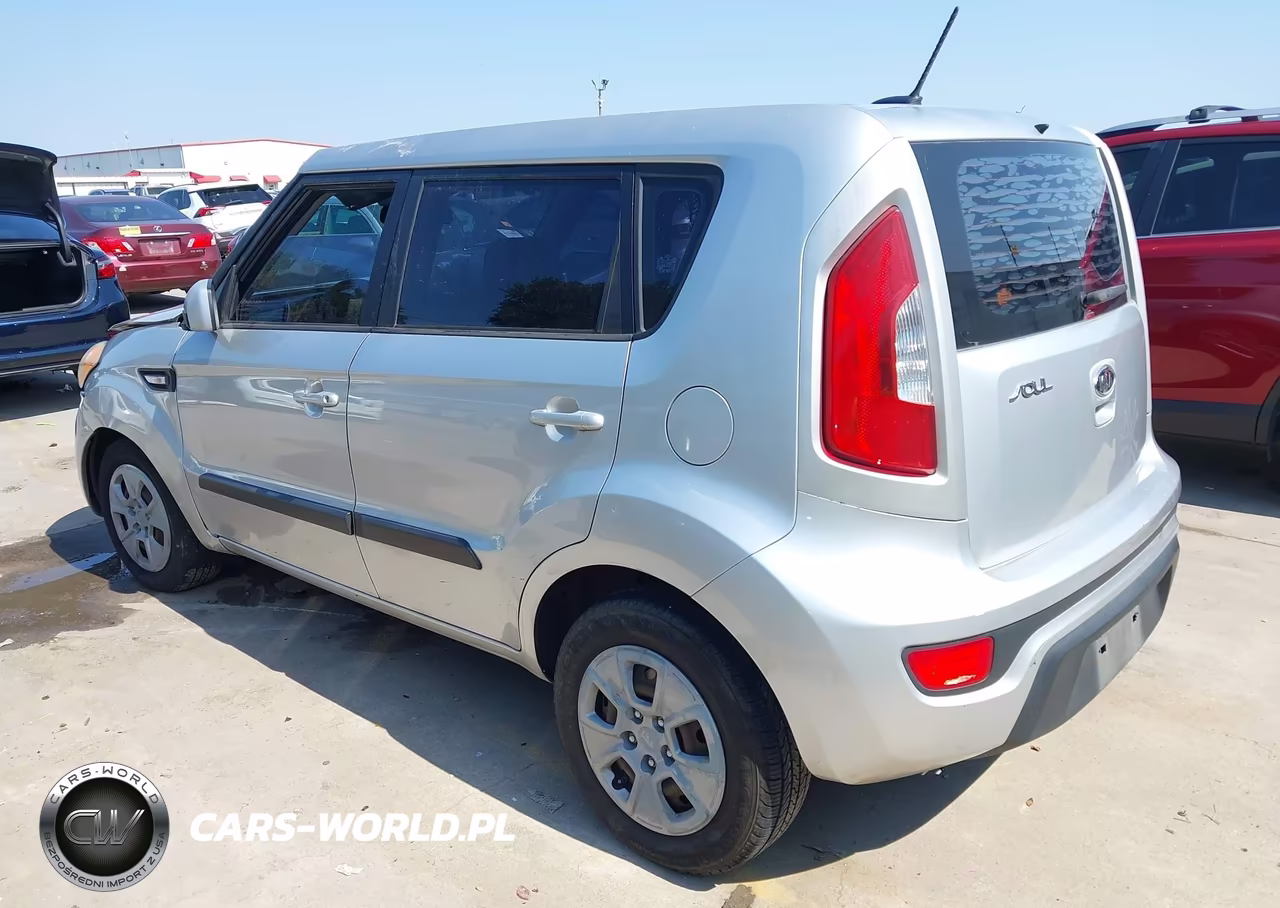 2012 Kia Soul VIN:KNDJT2A50C7467125 - 3