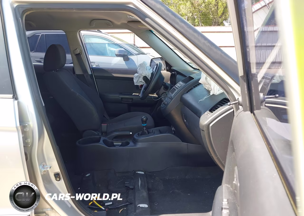 2012 Kia Soul VIN:KNDJT2A50C7467125 - 5