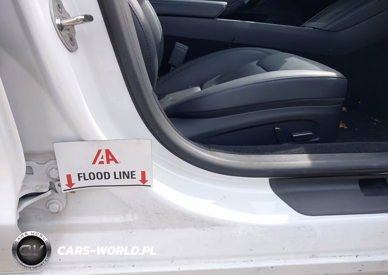 2024 Tesla Model 3 VIN:5YJ3E1EAXRF824429 - 6