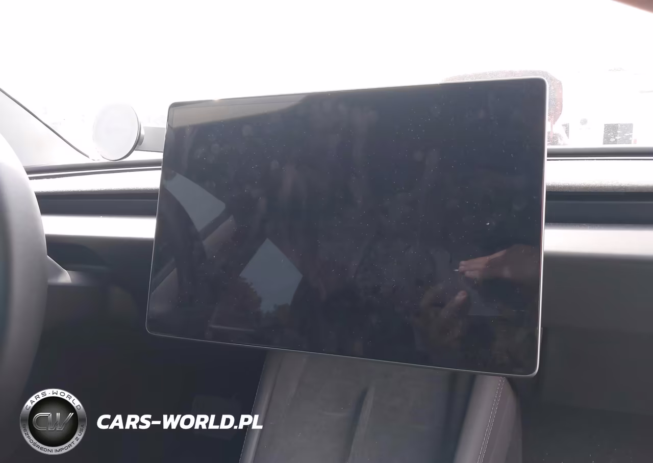 2024 Tesla Model 3 VIN:5YJ3E1EAXRF824429 - 7