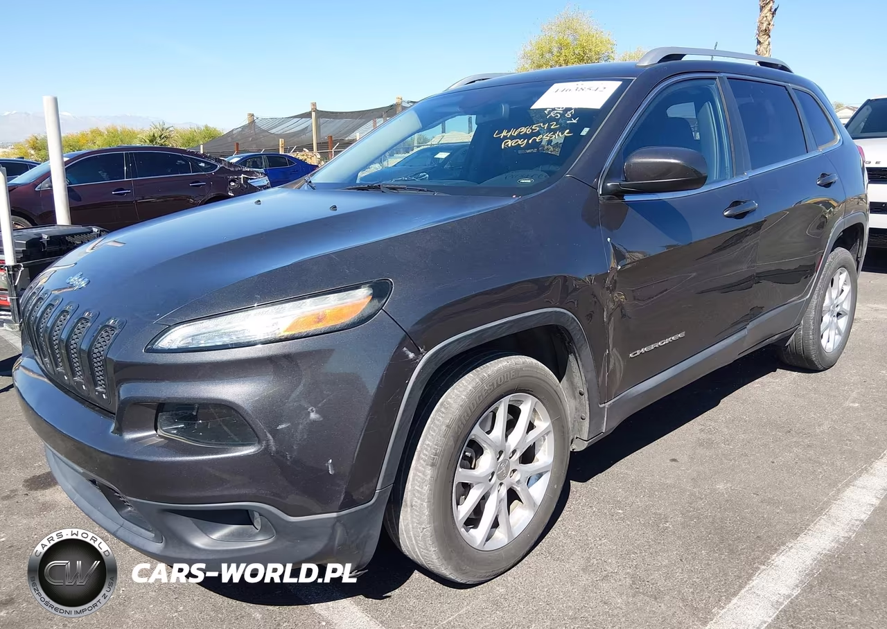2015 Jeep Cherokee Latitude VIN:1C4PJLCB9FW759889 - 2