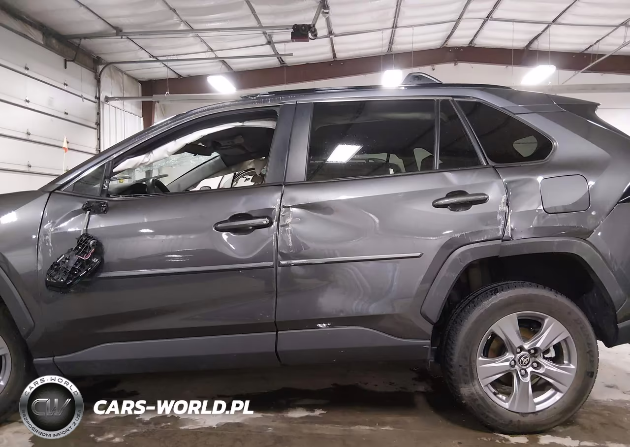 2023 Toyota Rav4 Xle VIN:2T3P1RFV7PC355239 - 15