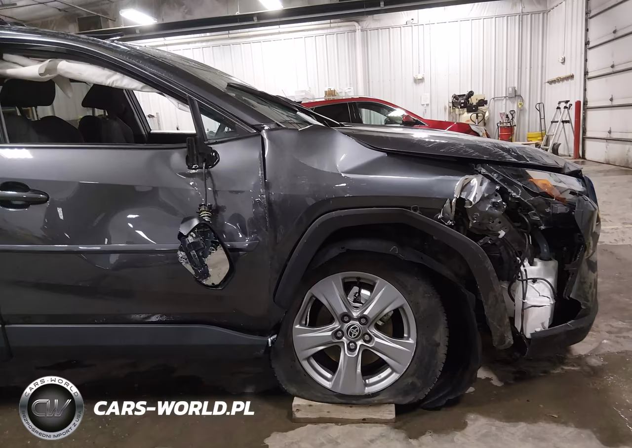 2023 Toyota Rav4 Xle VIN:2T3P1RFV7PC355239 - 6
