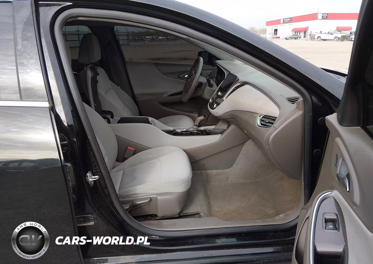 2019 Chevrolet Malibu Lt VIN:1G1ZD5ST0KF115366 - 5