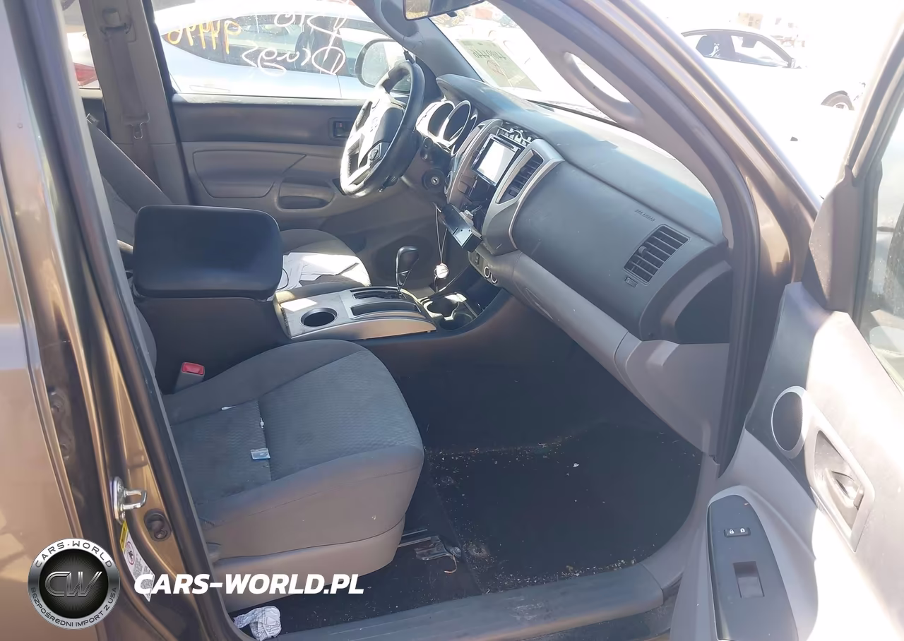 2014 Toyota Tacoma Base V6 VIN:3TMLU4EN3EM148385 - 5