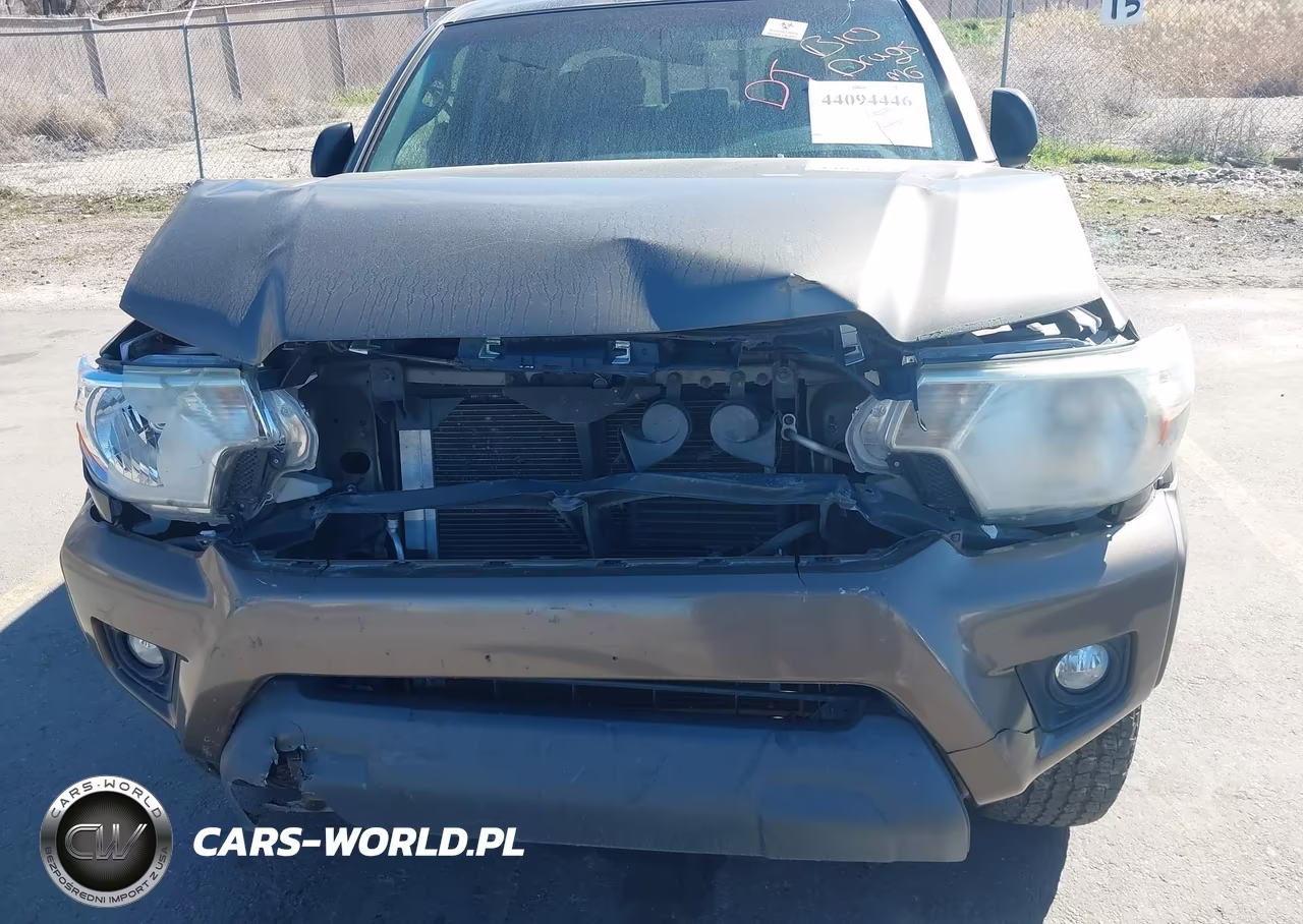 2014 Toyota Tacoma Base V6 VIN:3TMLU4EN3EM148385 - 6