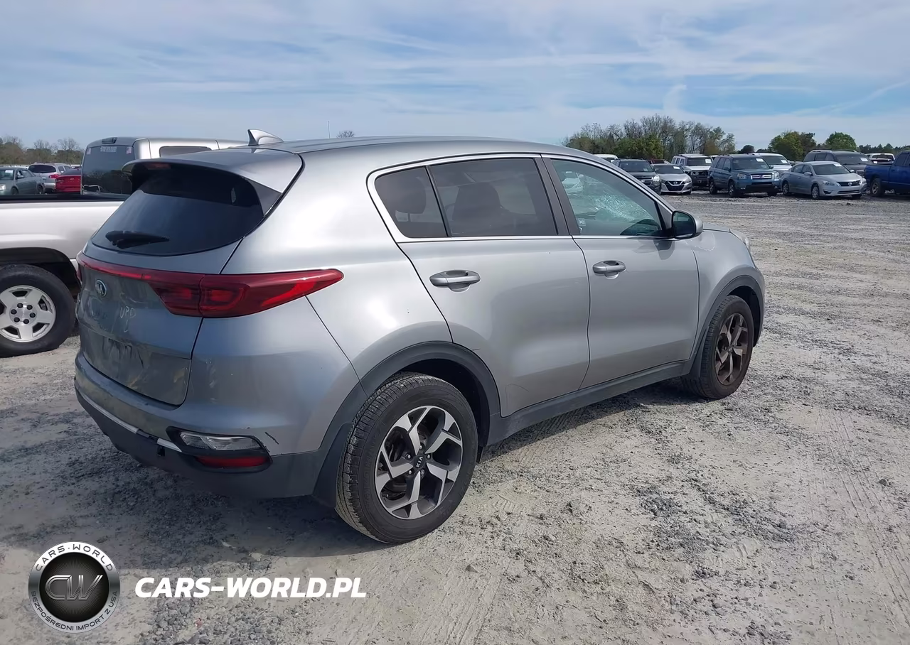 2021 Kia Sportage Lx VIN:KNDPM3AC4M7943292 - 4