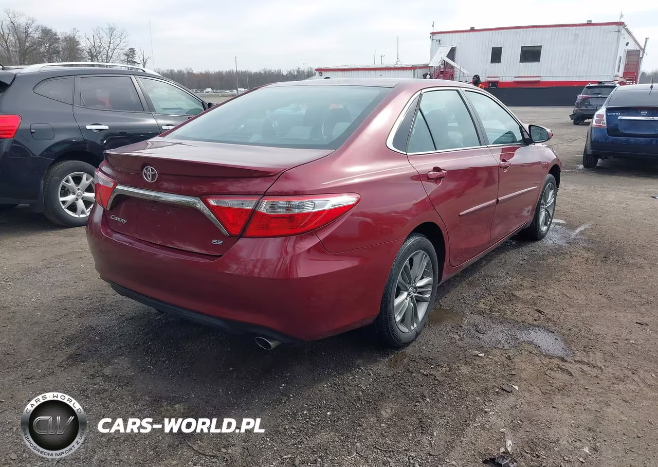 2017 Toyota Camry Se VIN:4T1BF1FK0HU709050 - 4