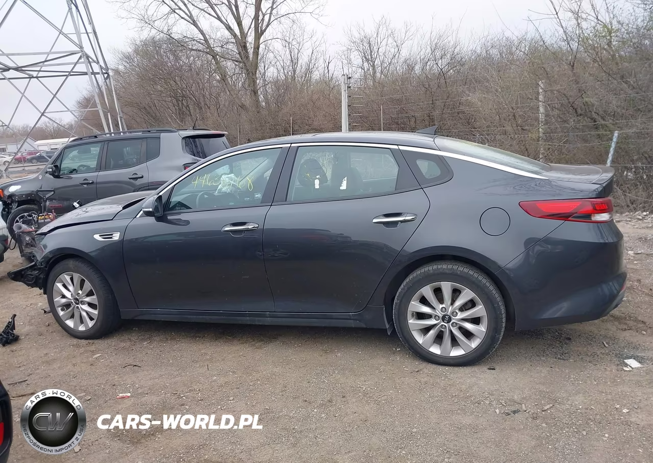 2018 Kia Optima S VIN:5XXGT4L31JG243464 - 14