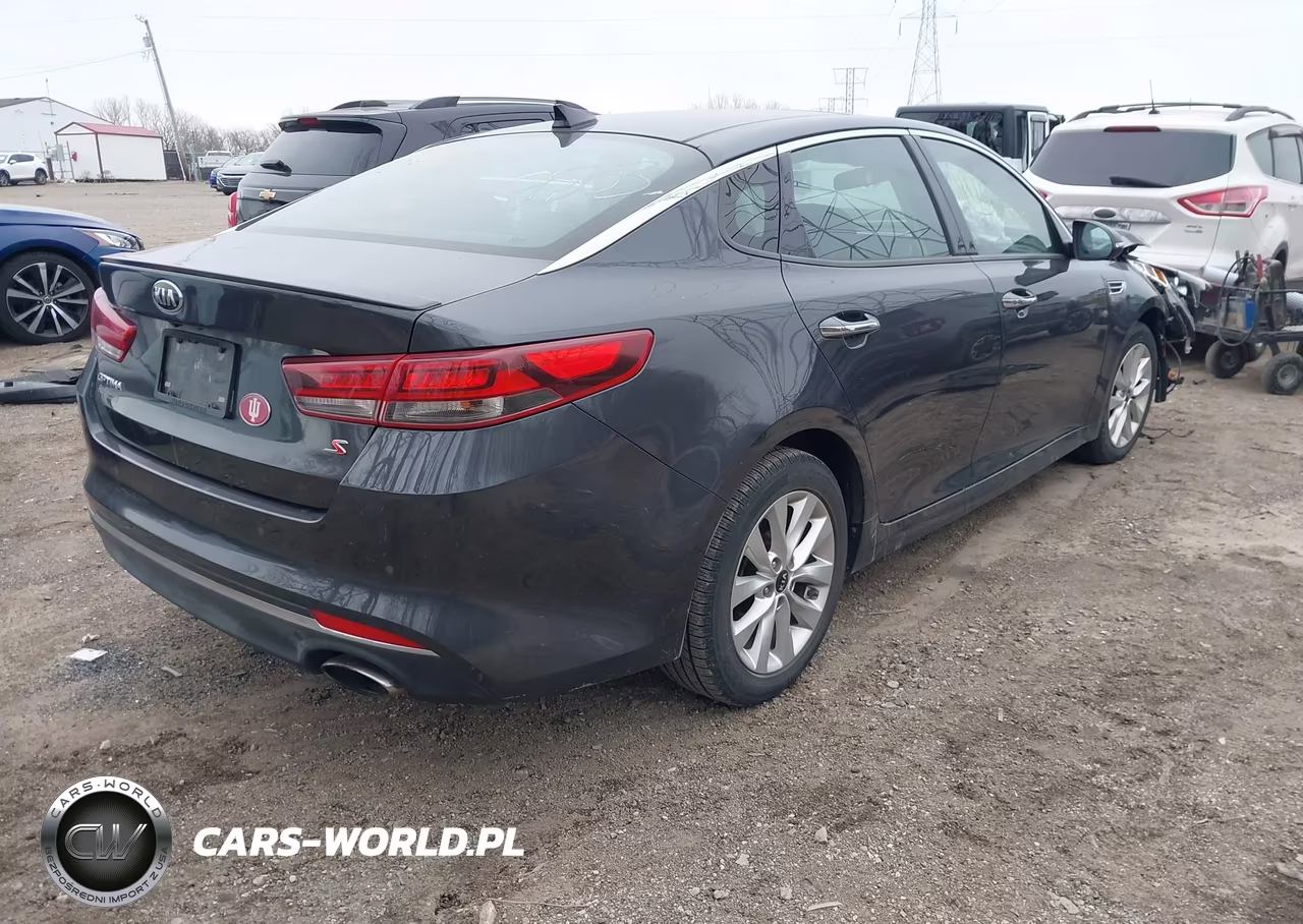 2018 Kia Optima S VIN:5XXGT4L31JG243464 - 4