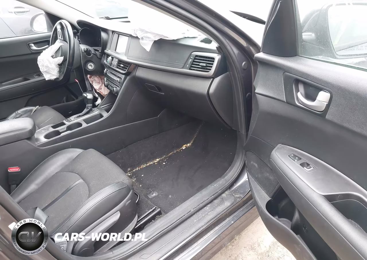 2018 Kia Optima S VIN:5XXGT4L31JG243464 - 5