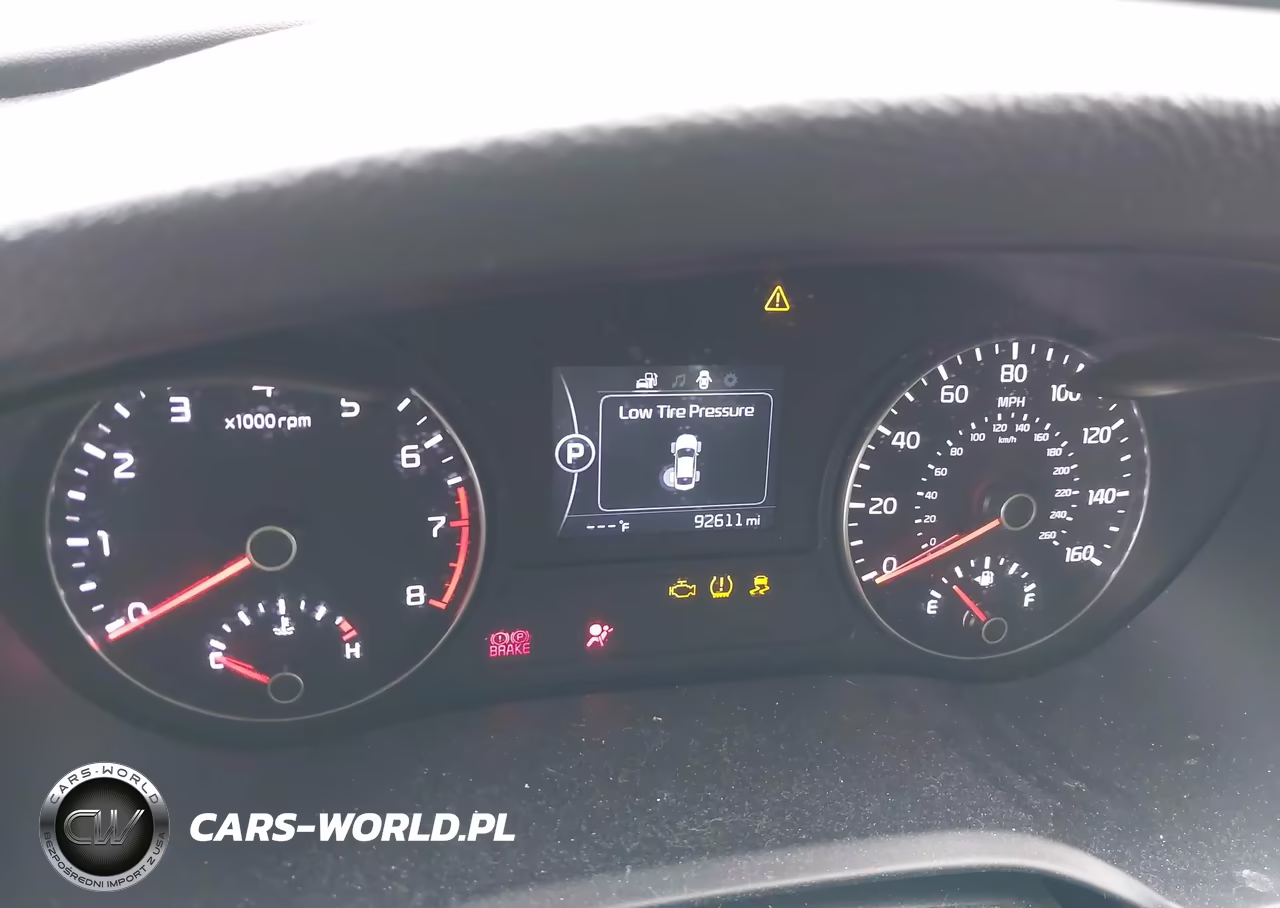 2018 Kia Optima S VIN:5XXGT4L31JG243464 - 7