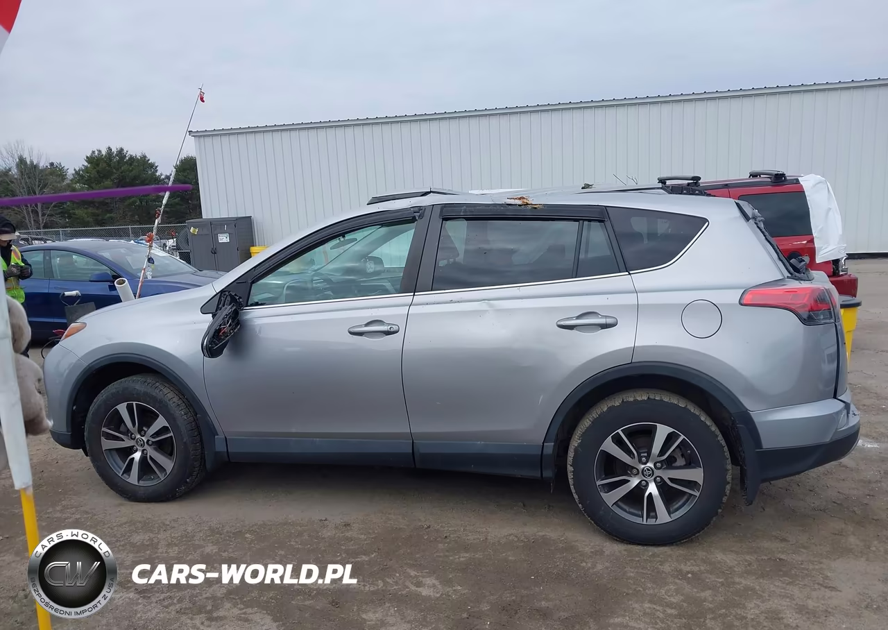 2017 Toyota Rav4 Xle VIN:2T3RFREV1HW659226 - 15